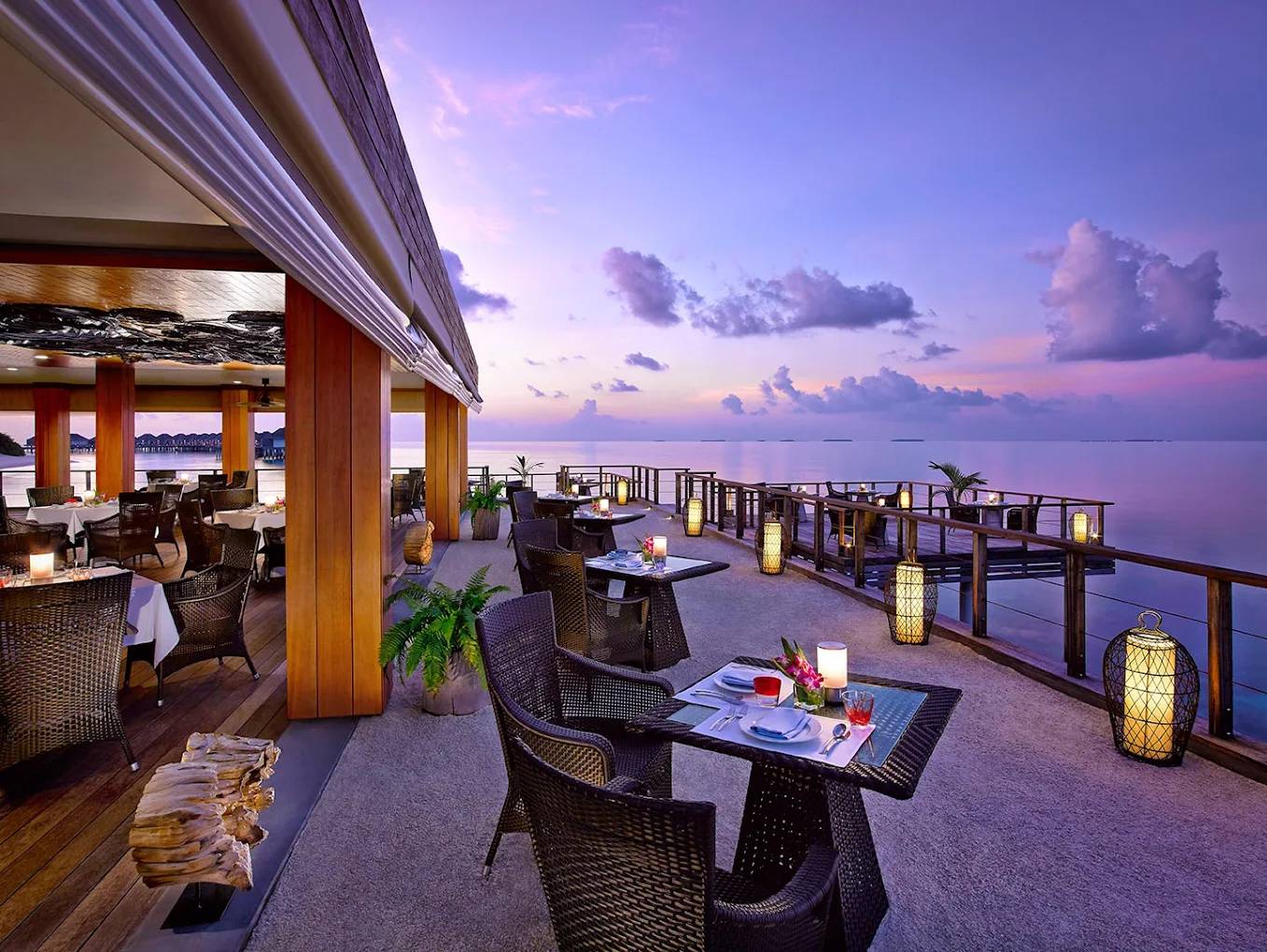 DUSIT THANI MALDIVES